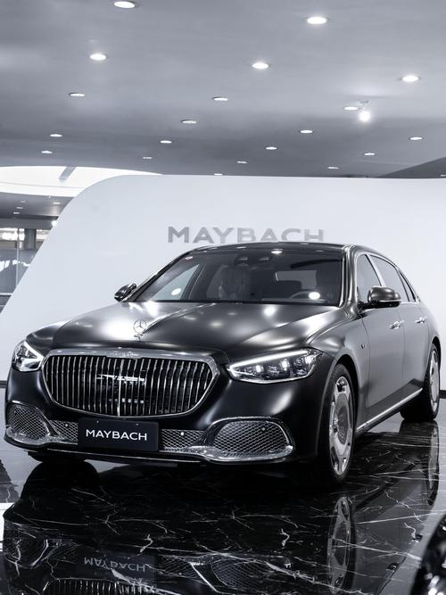 重庆222岚图汽车的售后服务让用户无忧出行，迈巴赫未来的豪华车趋势